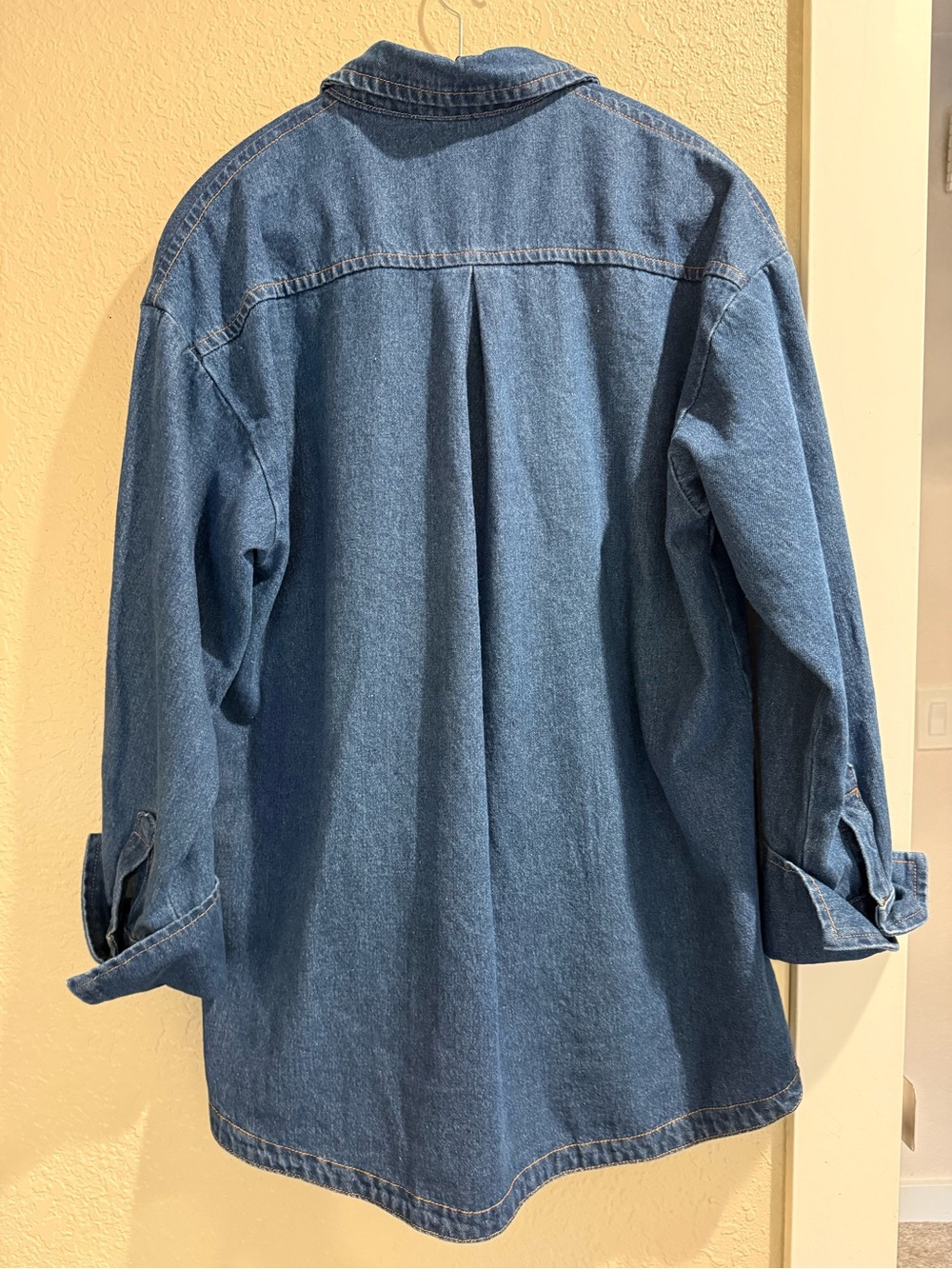 NWOT Small Lioness Off Duty Dark Blue Denim Button-Up Shirt - Picture 3 of 6